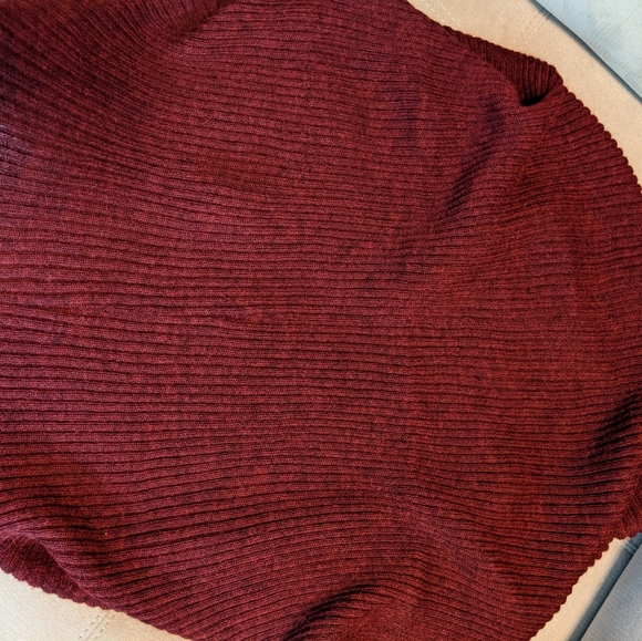 EUC 100% Alpaca yarn shawl - Picture 3 of 6